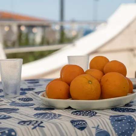 Zamby - Terrace & Sea View Bari