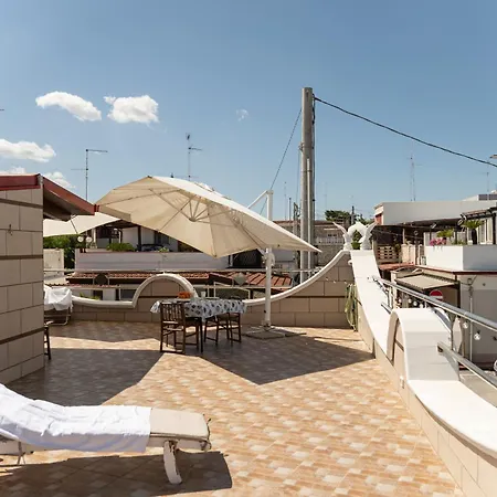 Zamby - Terrace & Sea View